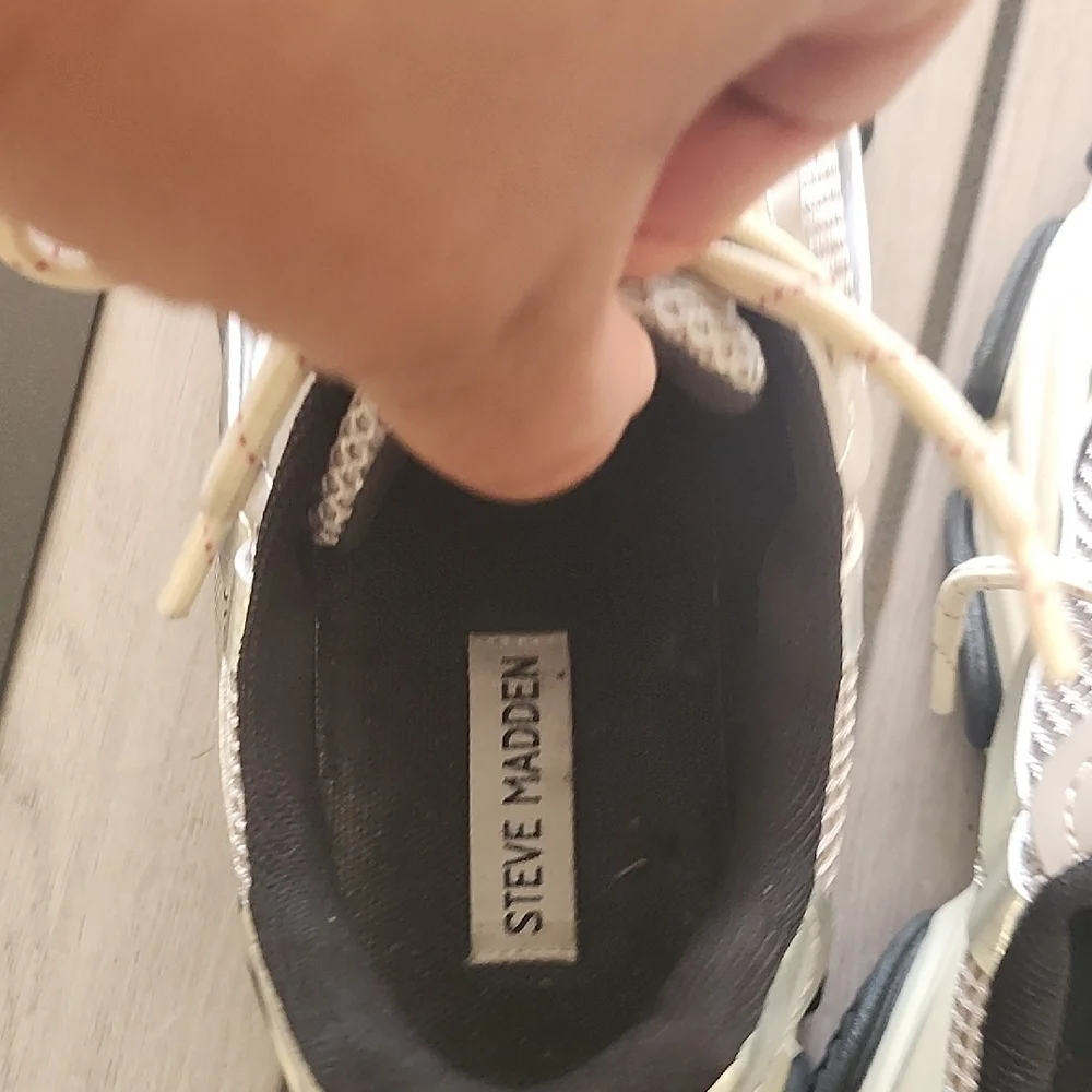 Steve Madden trendy sneakers
